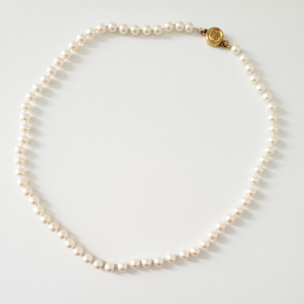Vintage Faux Pearl Necklace